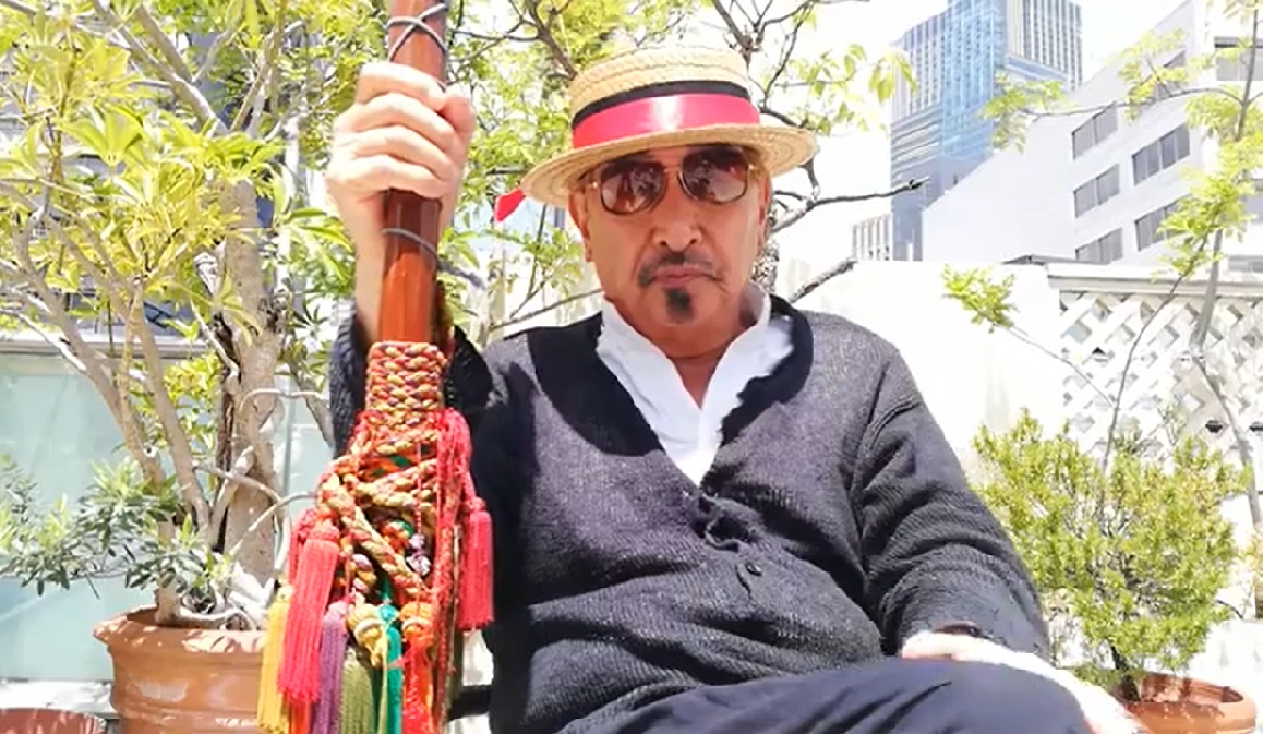 朝堂院大覚とは何者